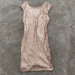 Rose gold sequin dress ✨